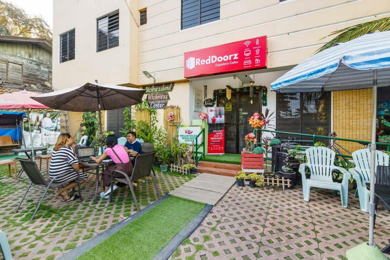 Reddoorz @ Zapatera Cebu Exterior foto